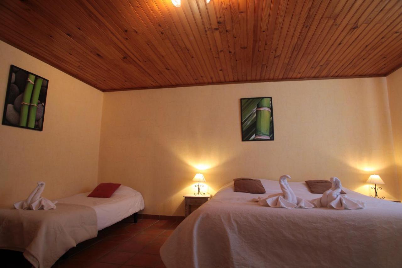 Logis Hotel Le Pressoir Saint-Chinian Esterno foto