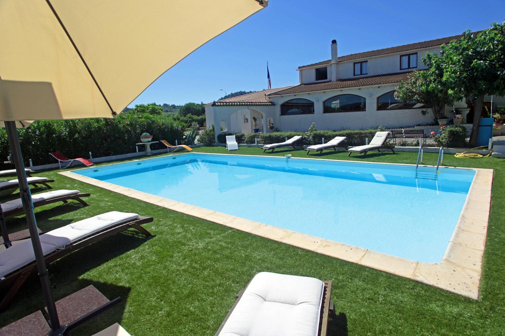 Logis Hotel Le Pressoir Saint-Chinian Esterno foto